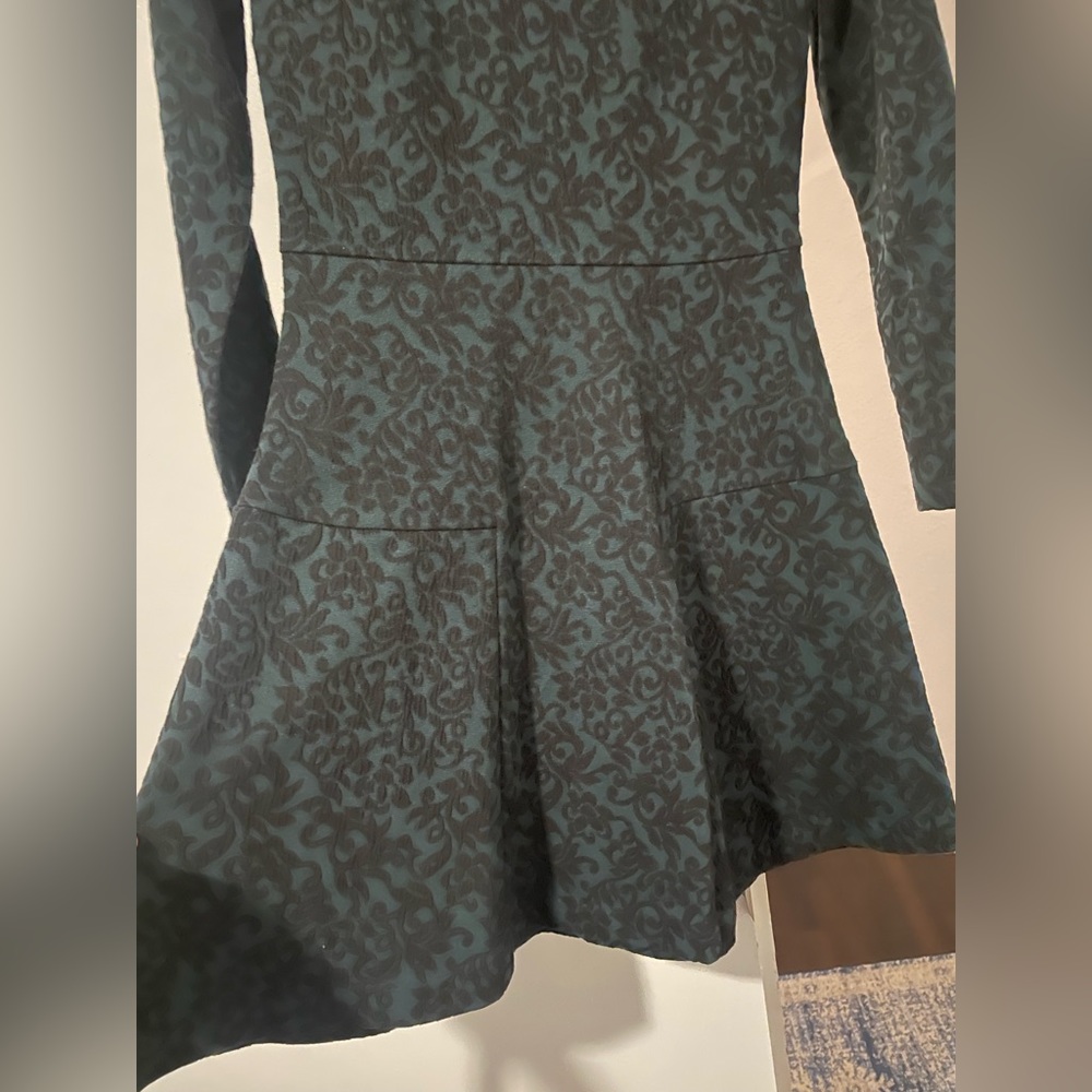 Loft dress, size 0P, perfect for Christmas!